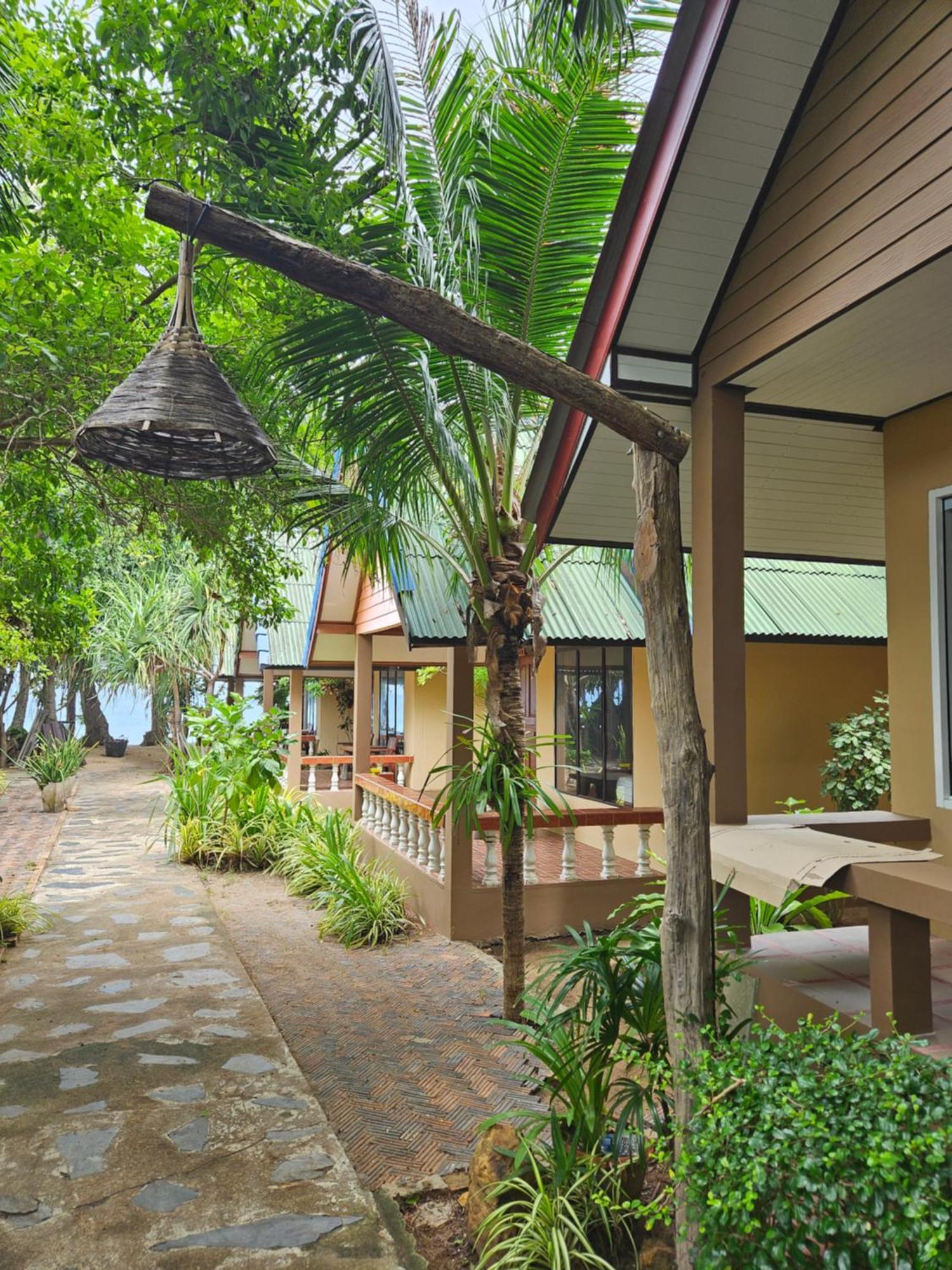 सहारा Lanta Riviera 3*