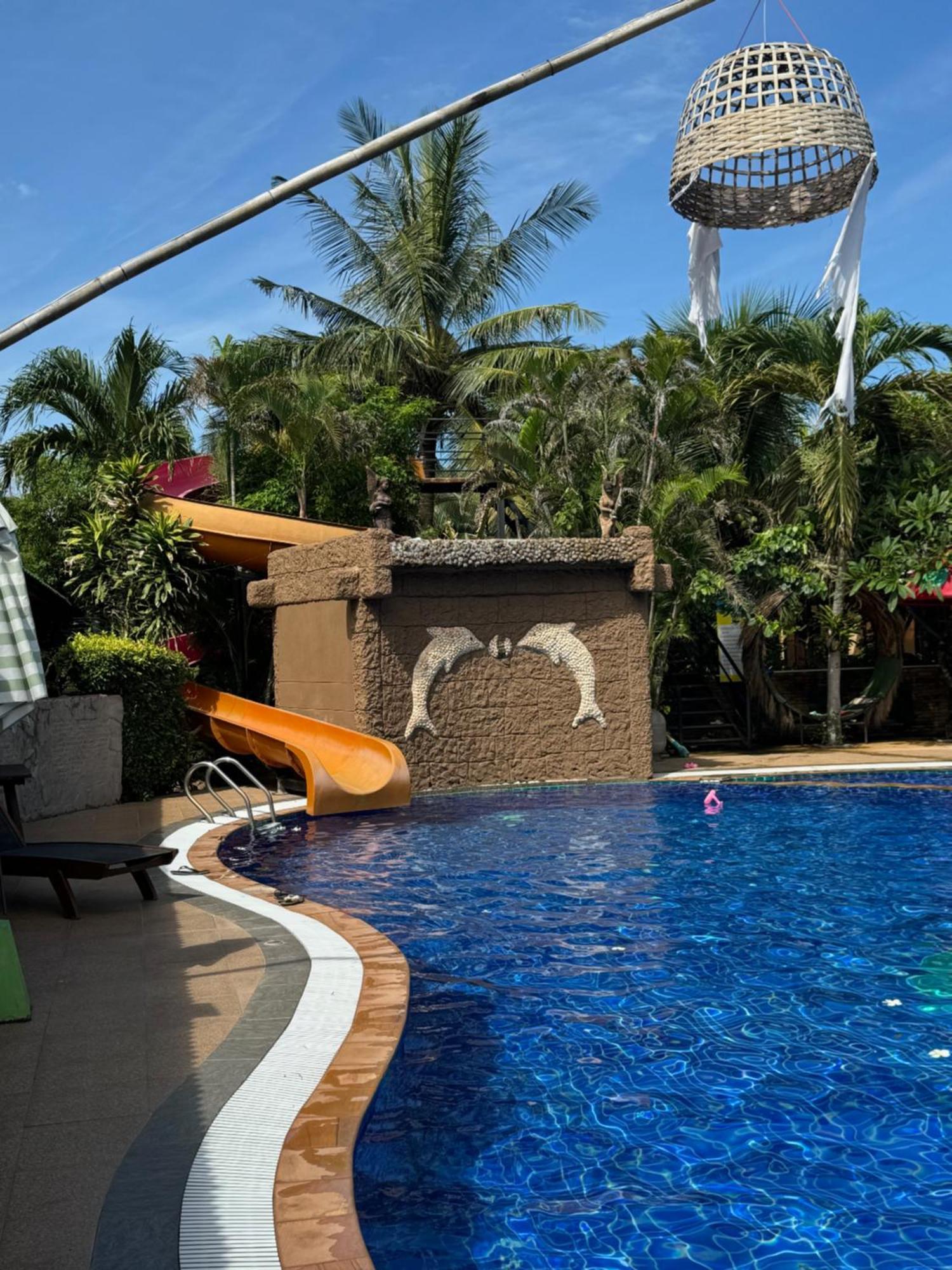 Lanta Riviera Tempat peranginan 3*
